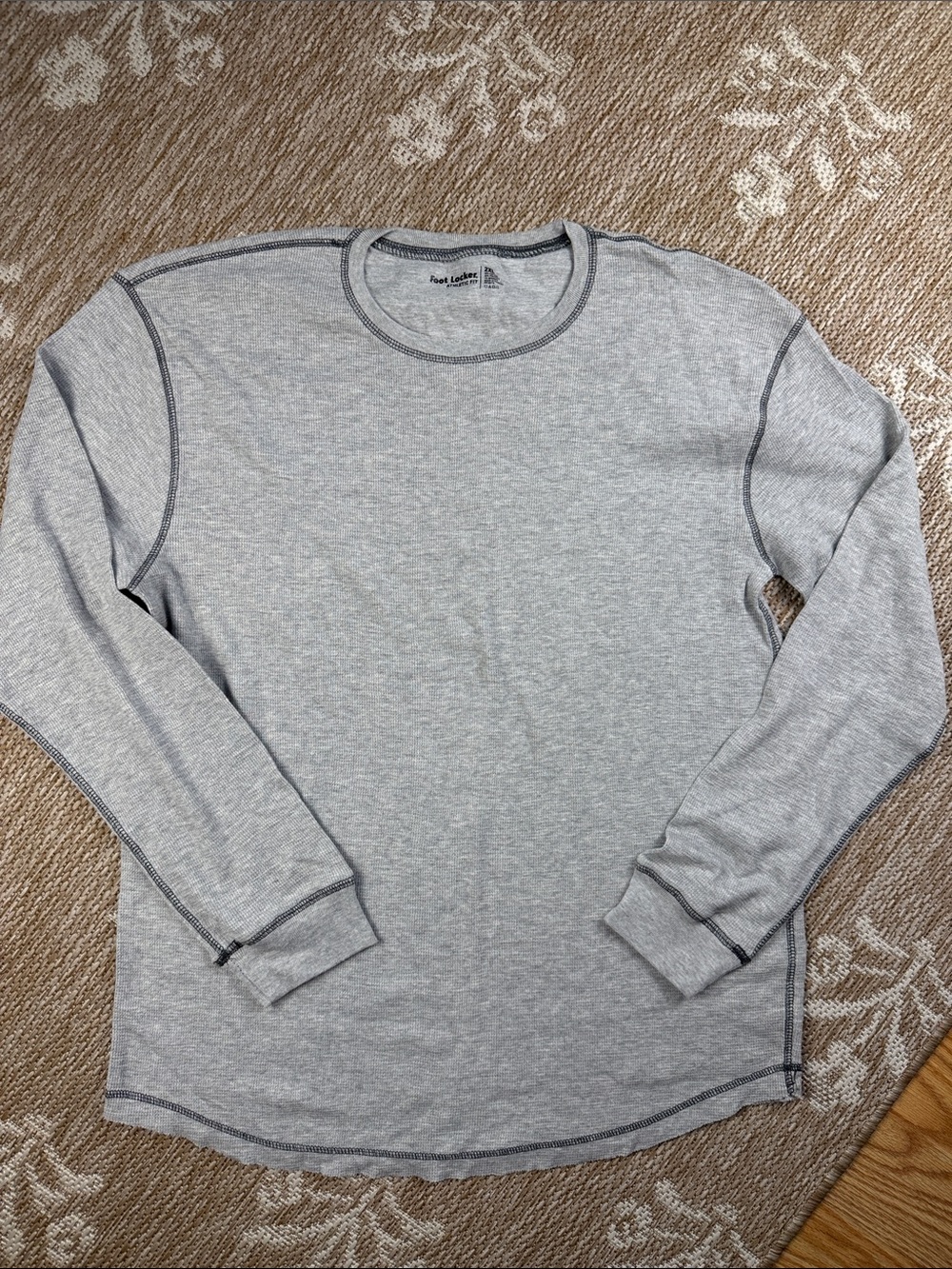 Foot locker Men's Heather Gray Long-Sleeve Crewneck Thermal Shirt